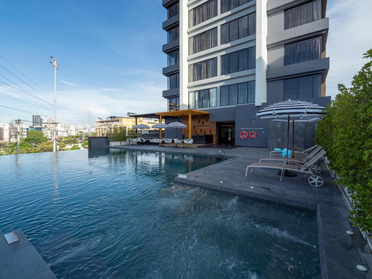 Thaya Hotel Bangkok Dış mekan fotoğraf