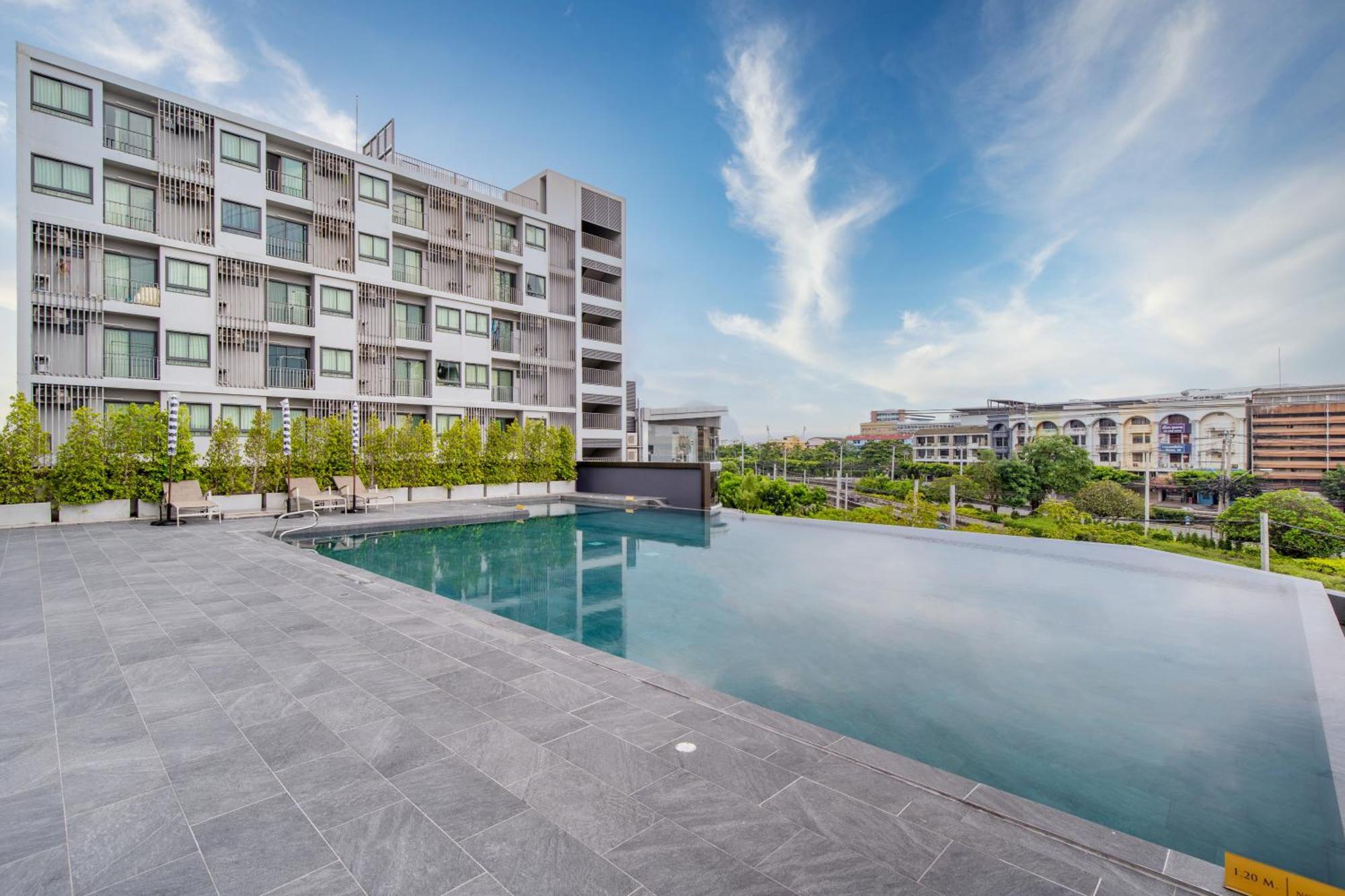 Thaya Hotel Bangkok Dış mekan fotoğraf